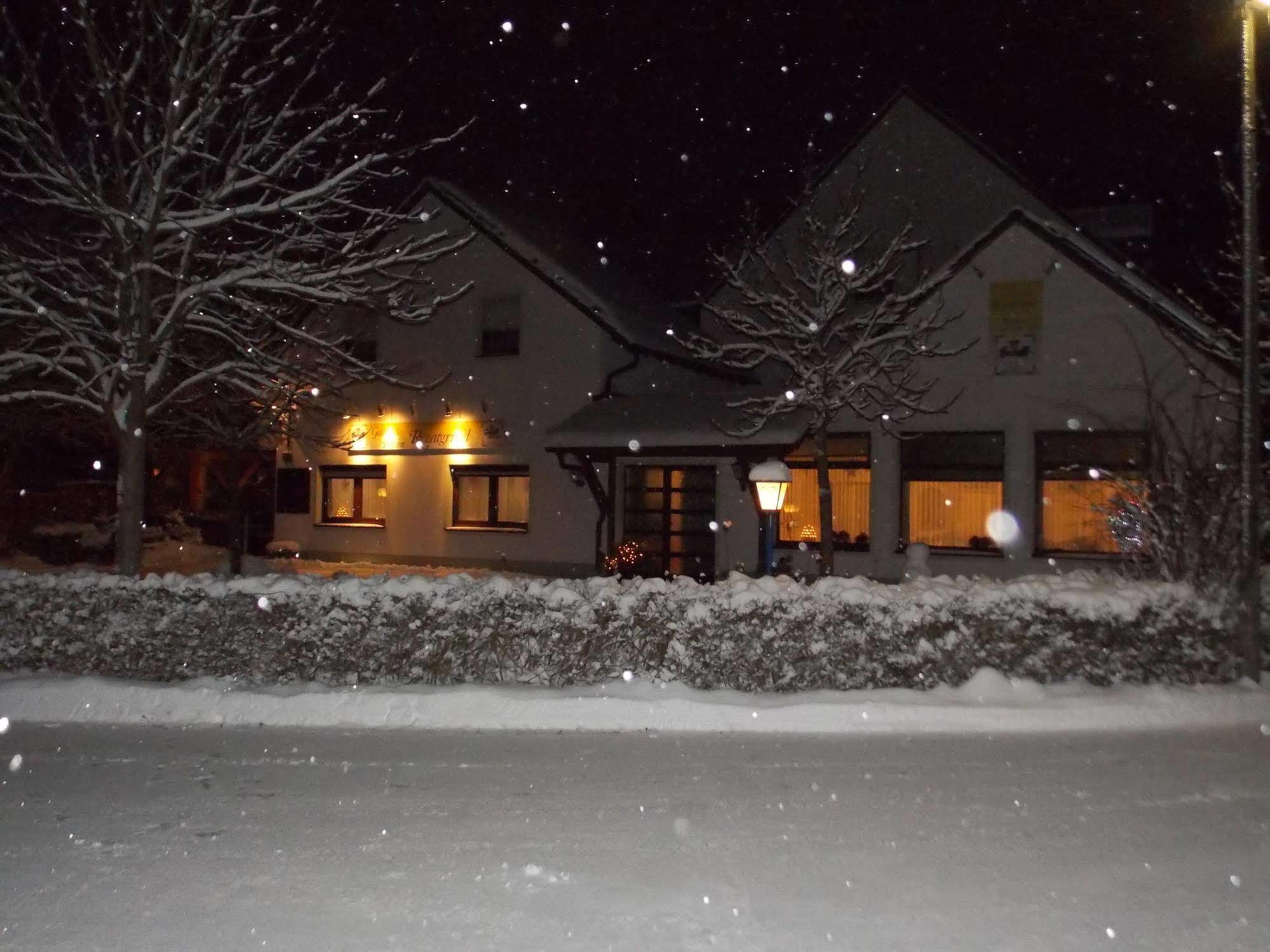 Gasthaus Pension Rezatgrund Windsbach Екстериор снимка